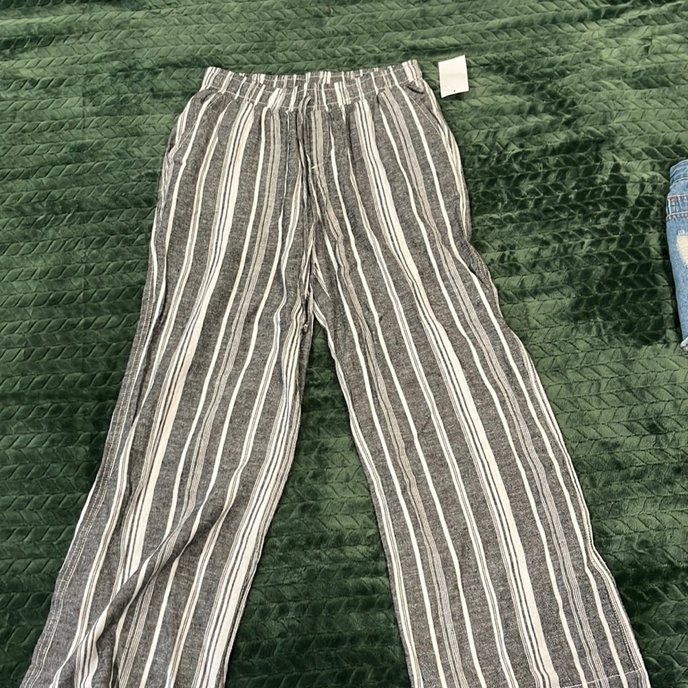 Medium flowy striped pants with pockets
